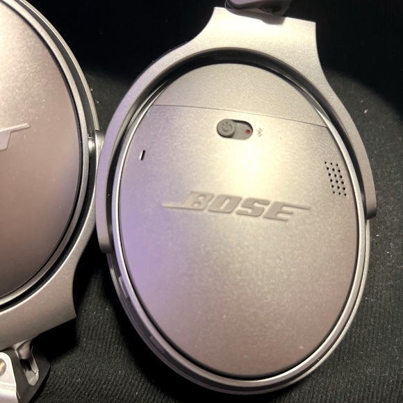 Bose QuietComfort 35 Series II QC35 Wireless Noise Cancelling Headphones Silver - Picture 3 of 16